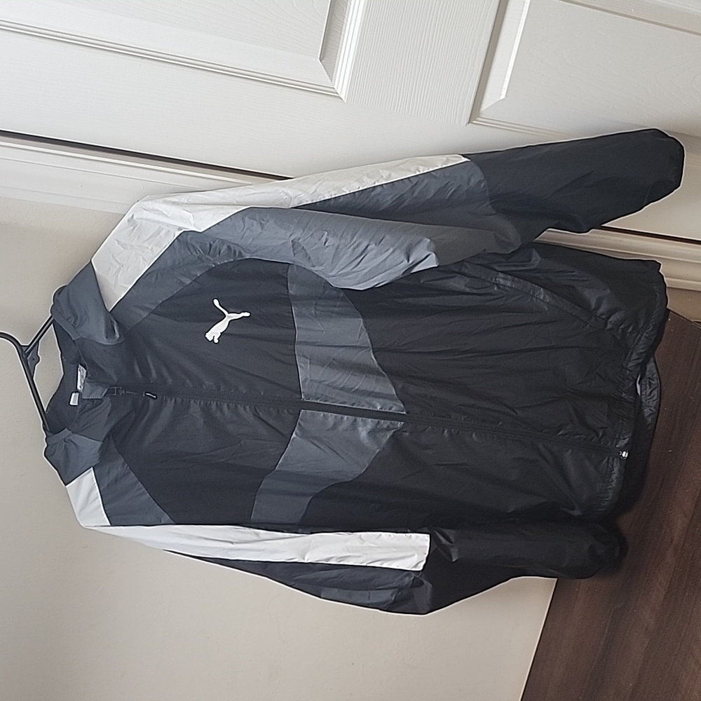 Puma Men's Large Zip Up Wind Breaker